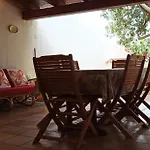 Indipendente Con Patio Giardino E Parcheggio *