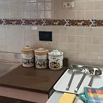 Σπίτι διακοπών Indipendente Con Patio Giardino E Parcheggio