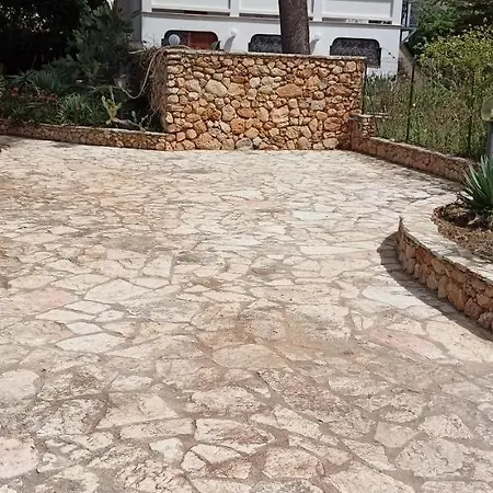 Indipendente Con Patio Giardino E Parcheggio *